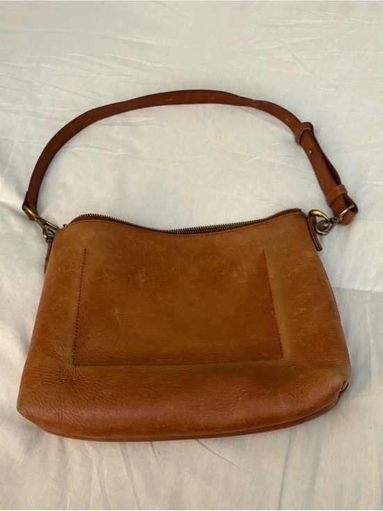 Madewell Handbags - Madewell Cognac Leather Shoulder Bag